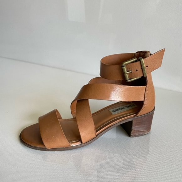 Steve Madden Raeleen Ankle Strap Criss Cross Block Heels in Cognac, size 6.5 - Picture 3 of 12